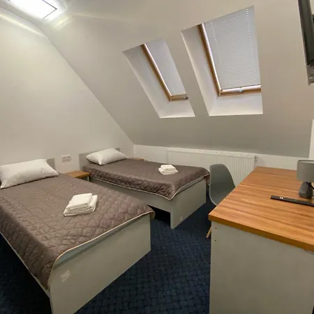 Highway 60 Hotell Lviv