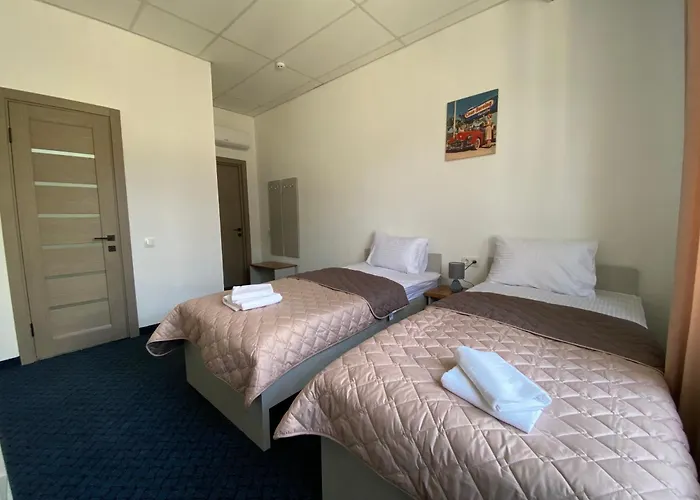 Hotel Highway 60 Leopoli